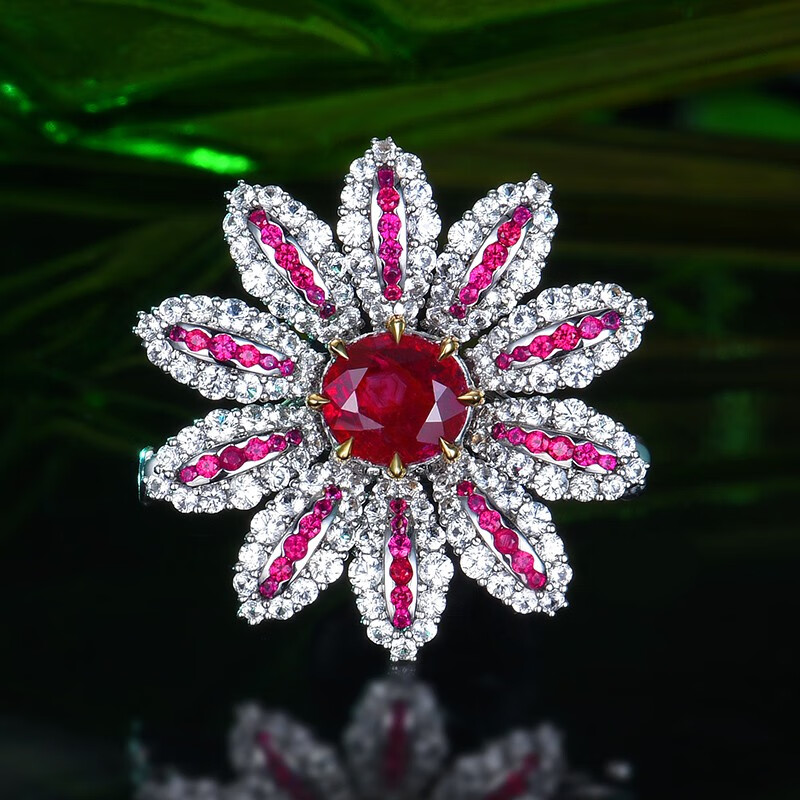 68ct无烧鸽血红红宝石吊坠两用18k金镶白蓝宝红宝16680