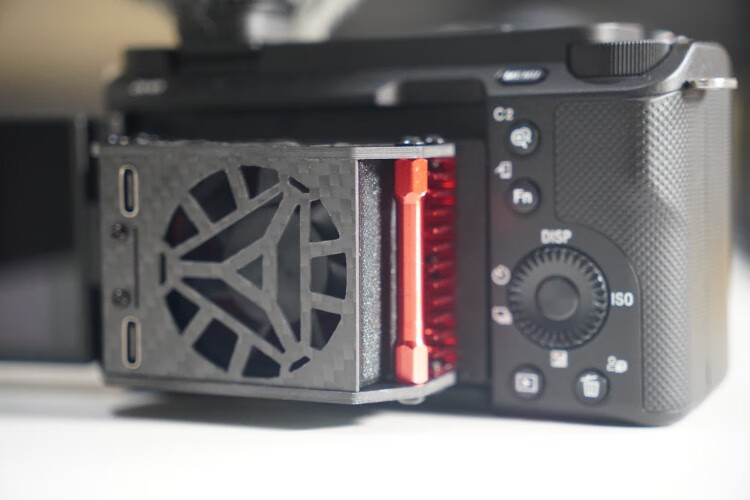 埠帝直播散热器 A7M4 A7C A7S3 ZVE1ZVE10 XT4 R5 R6 相机散热 （直播半导体制冷插线无电池）ZV