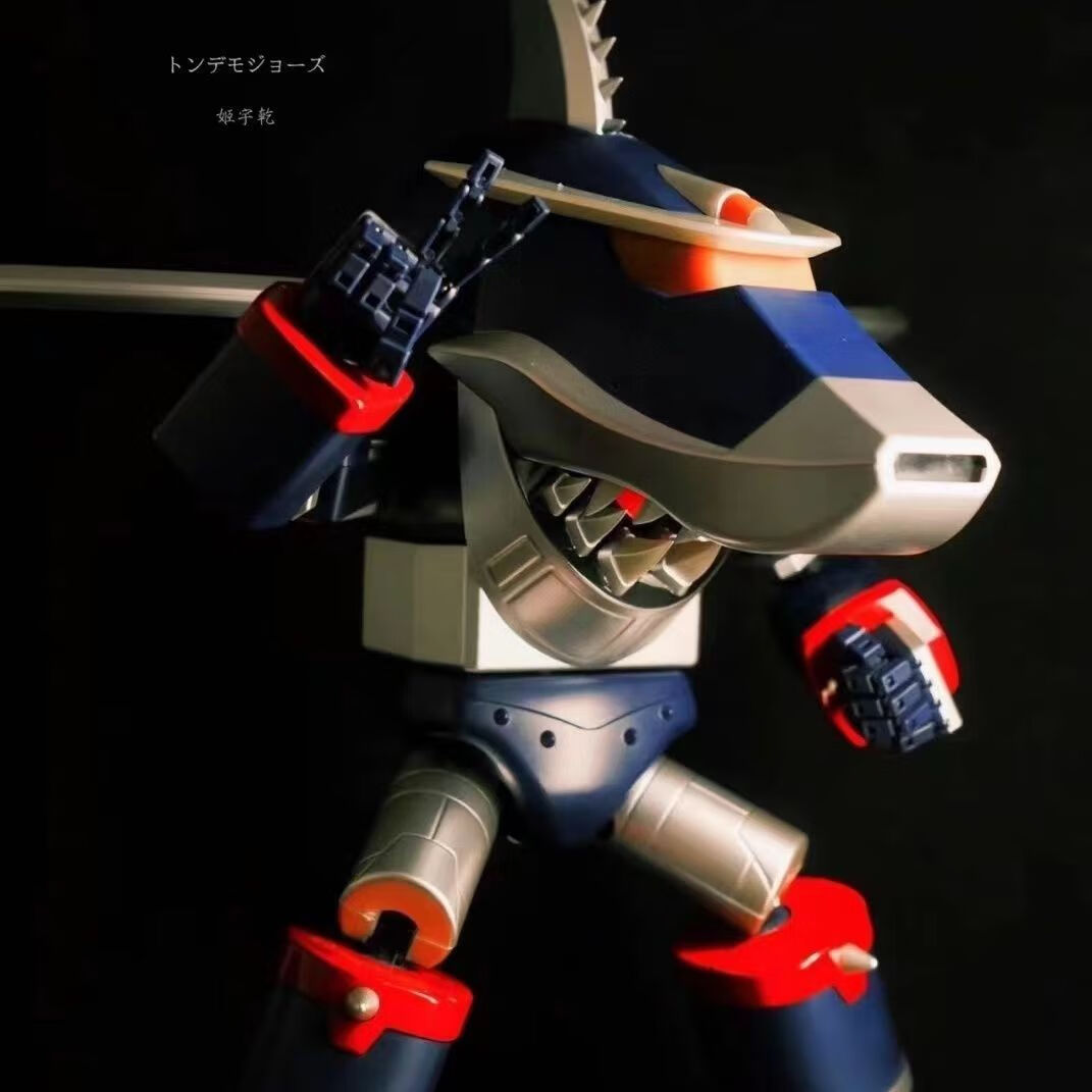 鲨鱼辣椒巨人西瓜版可发光变形玩具模型手办铁甲小宝 鲨鱼辣椒超可动