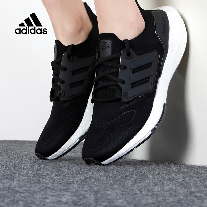 ���ϴ�˹ ��adidas����ЬULTRABOOST�˶�Ь������ĥ����͸������Ь GX3062  6��39