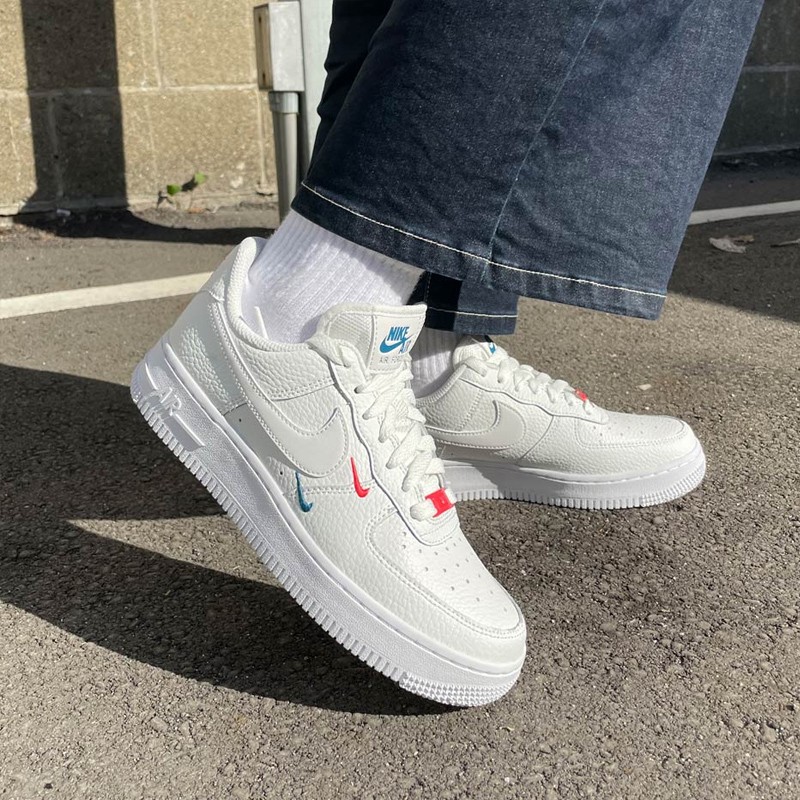 【女鞋推荐】nike af1 耐克板鞋女鞋空军一号air force 1双钩炫彩裸眼