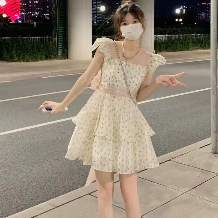 nzglr日系少女蝴蝶结蕾丝蓬蓬裙法式初恋清纯奶甜小飞袖碎花连衣裙