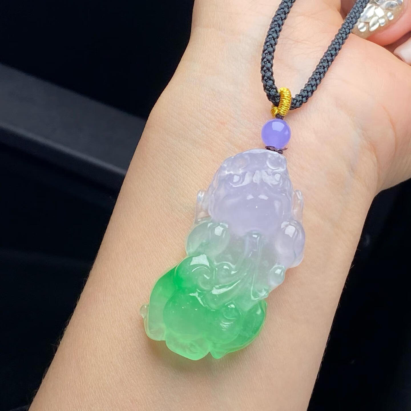 bhiodha雕刻款纳福飘绿色紫罗兰翡翠貔貅吊坠挂绳男女 翠绿色 45x23x