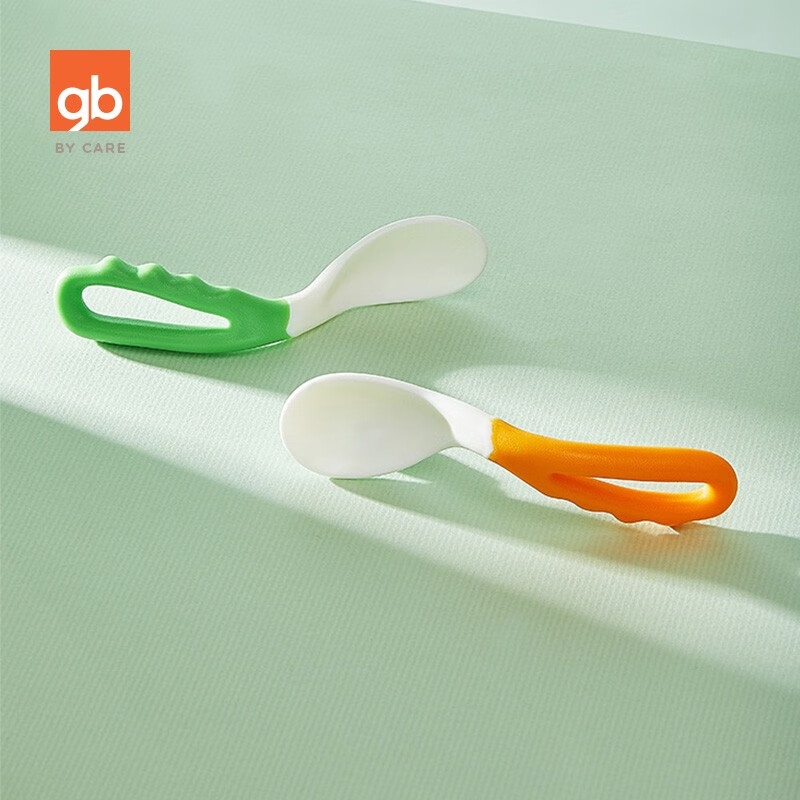 gb好孩子 儿童餐具辅食勺 宝宝 弯型双色汤勺 训练餐具（绿色+黄色 2只装）