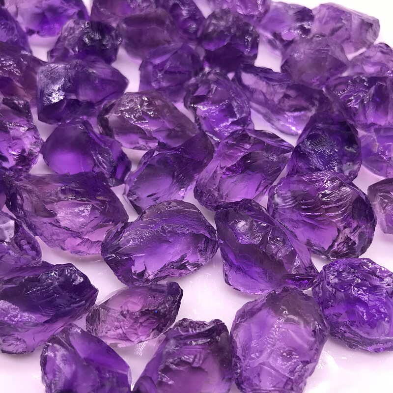 乌拉圭天然紫水晶原石摆件紫色矿石扩香石能量DIY吊坠水晶标本 精装100克2-3厘米晶体棒属于什么档次？