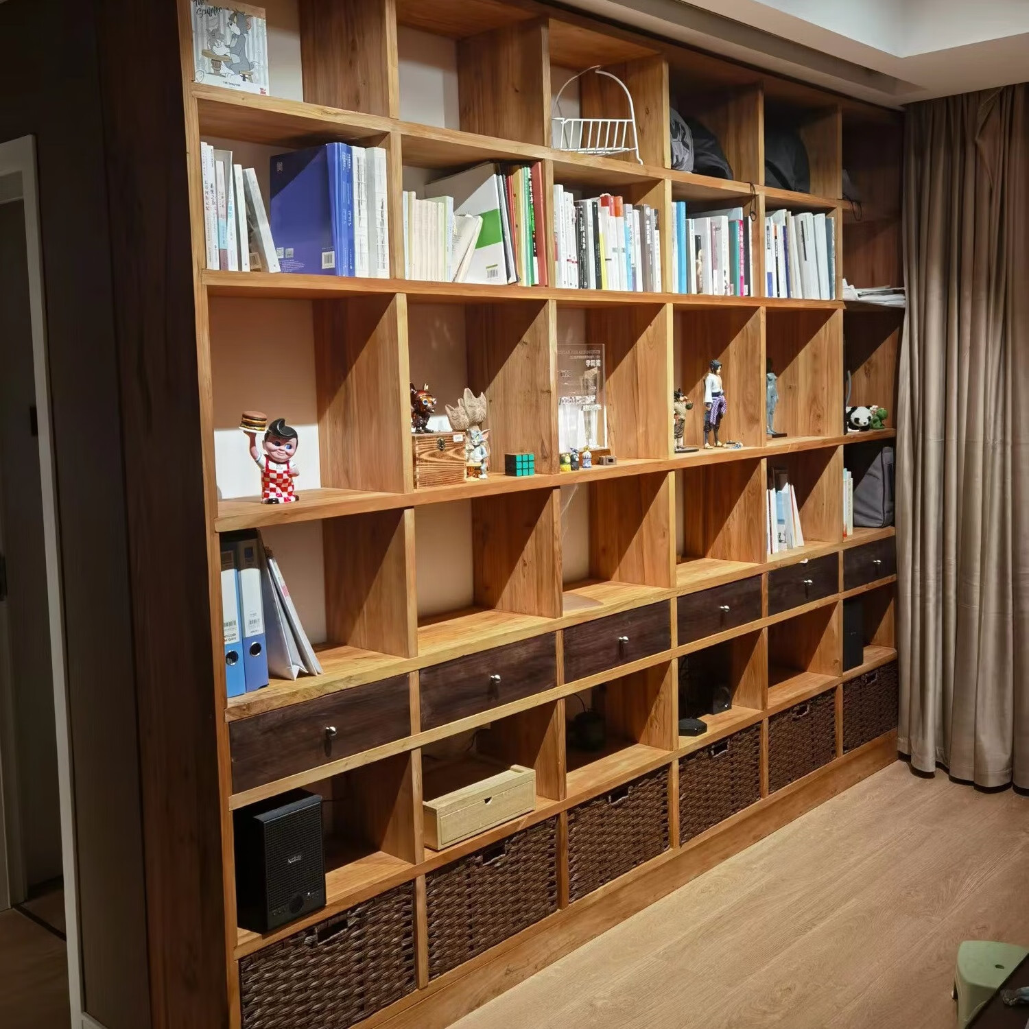 定制老榆木书架满墙大书架定做实木书柜格子架整墙落地多层置物架 3cm厚老榆木板每平定制