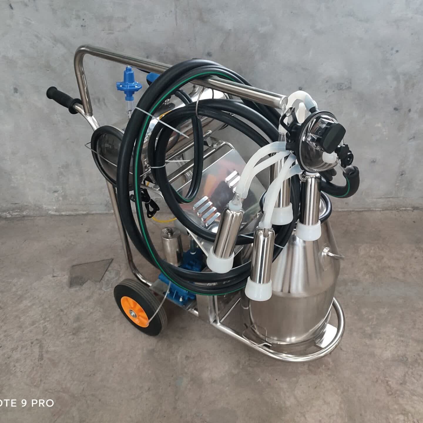 新款奶牛挤奶器,牛用挤奶机,奶羊吸奶器,真空脉动式家用吸奶挤牛奶器