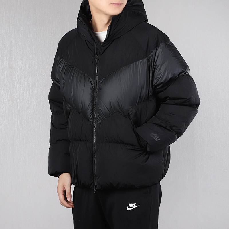 耐克男羽绒服长度（耐克男羽绒服）