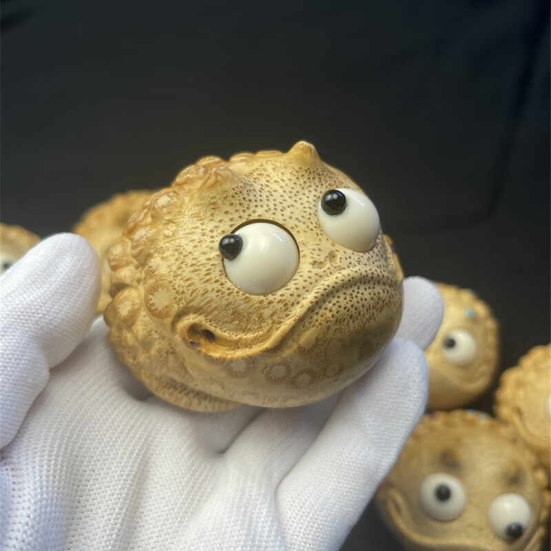 牧思(musi)竹根雕金蟾大白眼活眼网红金蟾纯手工雕刻文玩手把件 前后