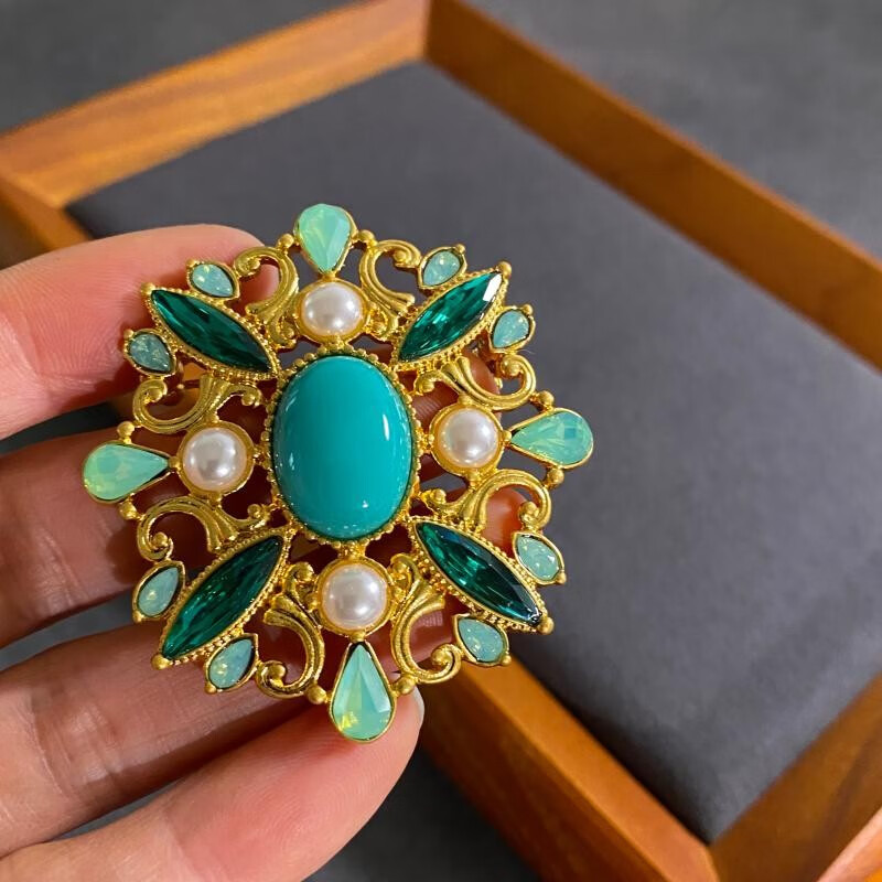 y欧美中古vintage黄铜宝石珍珠皇冠民族风古董胸针配饰礼 绿宝石胸针