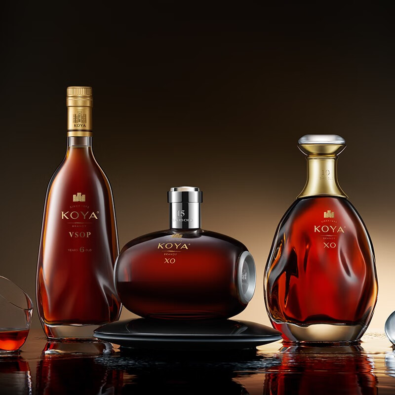 张裕可雅白兰地 全家福套装 三支礼盒装 洋酒酒庄酒送礼聚会宴会酒 2050mL 3瓶 组合装共三支 700ml*1 700ml*1 650ml*1