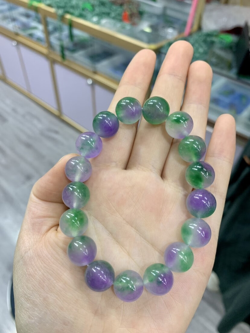 翡翠a货紫罗兰手串 收藏级阳绿冰种珠链 春带彩 12cm