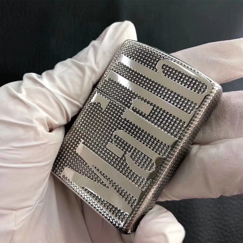 zippo之宝煤油打火机 纯银盔甲浮雕满天星牛头宝路 marlboro男士礼品