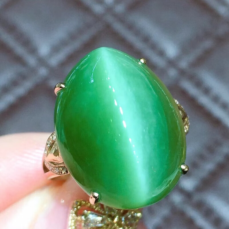 俊辰珠宝天然18k金苹果绿碧玉猫眼戒指 翡翠艳丽色晶体通透精致漂亮