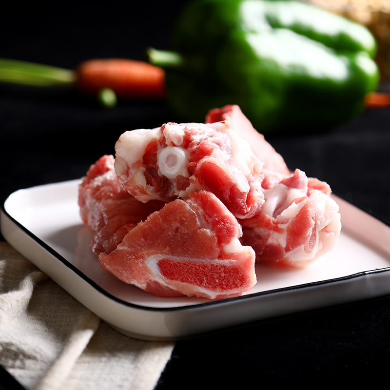 猪领鲜东辽黑猪汤骨400g新鲜土猪肉猪尾骨猪髋骨猪骨头高汤煲汤食材