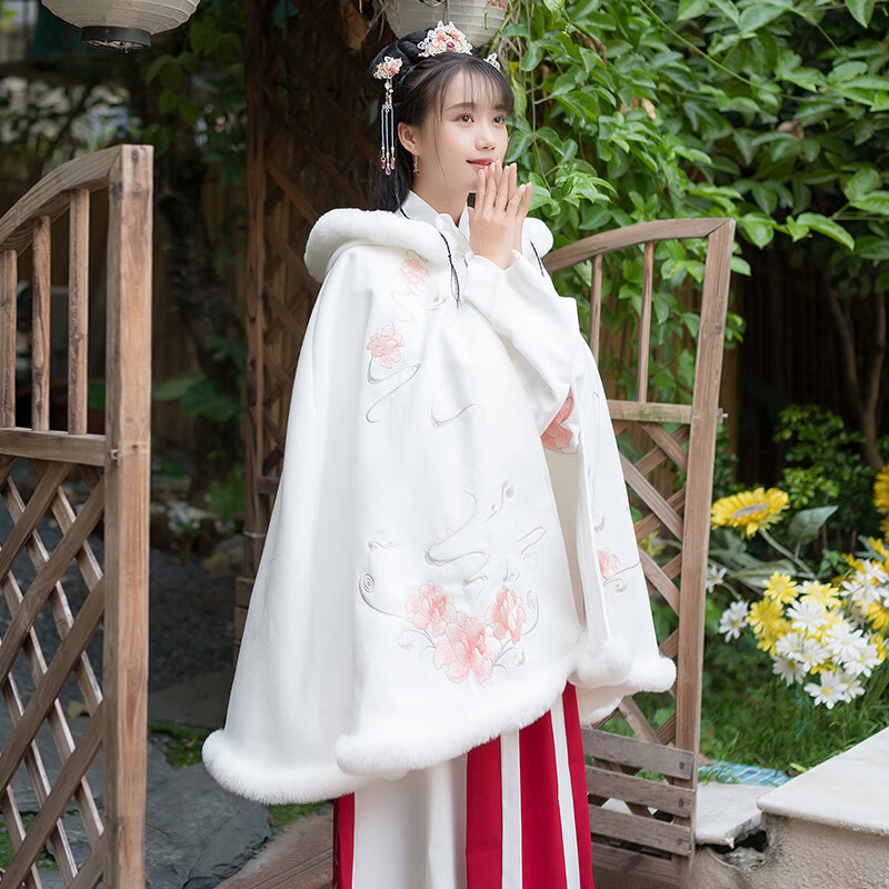 芬格顿(fengedun)汉服成人女冬季小个子秋冬短斗篷加绒加厚披风刺绣