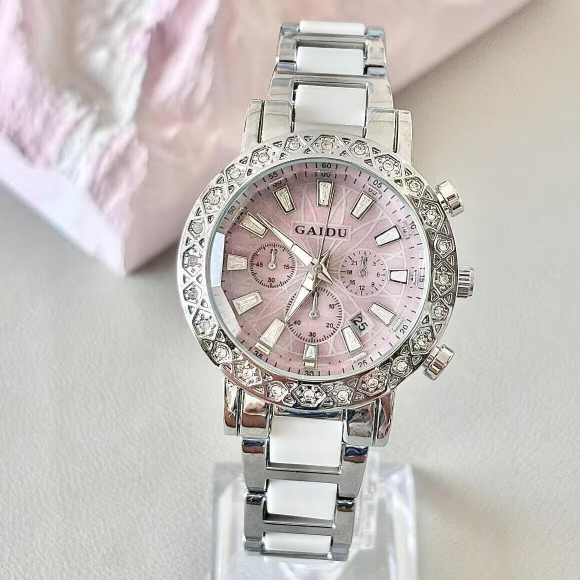 凯度（GAIDU）轻奢小众手表正品名牌时尚机械风镶钻陶瓷大表盘女士石英表礼物 陶瓷粉（送高档礼盒套装）