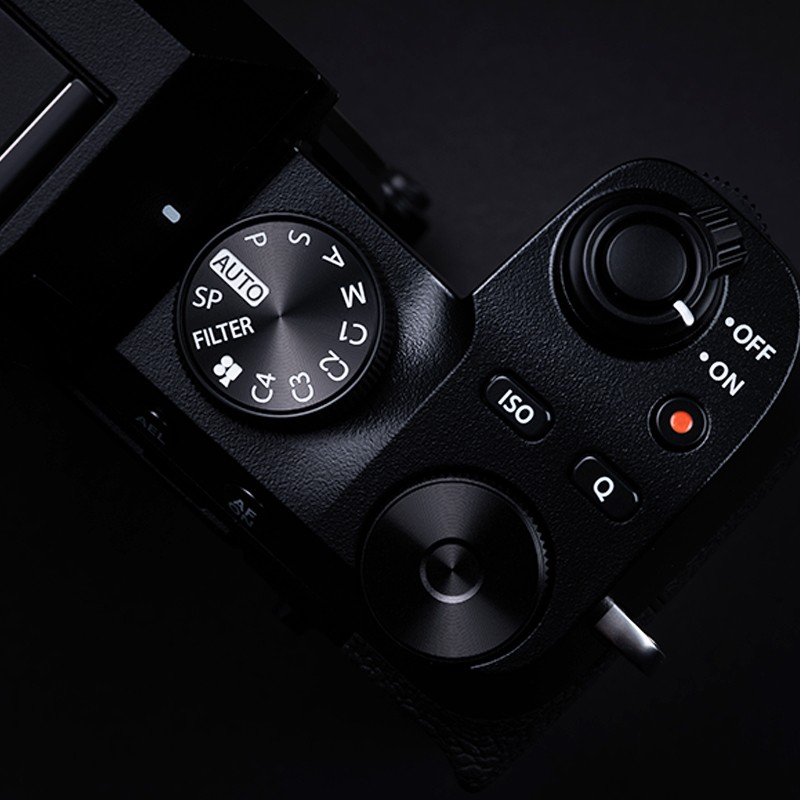 富士（FUJIFILM）X-S10 微单相机 16-80mm套机 2610万像素 五轴防抖 翻转屏 漂白模式 