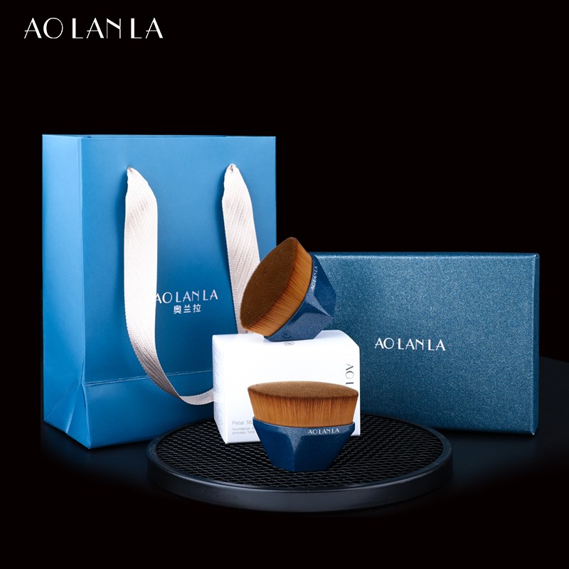 AOLANLA 美国炫蓝55号粉底刷魔术刷自然无痕化妆刷便携扁平美妆刷礼盒装 炫蓝粉底刷+礼盒礼袋