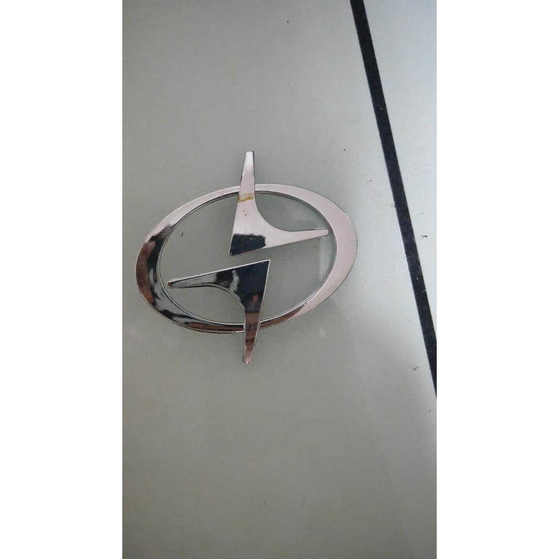 奥拓车标牌众泰江南tt老年代步车贴牌前后标识奥托江南tt车标全车 前