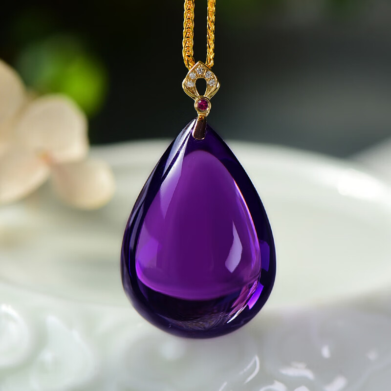 旭元 18k金伴钻镶紫水晶水滴吊坠 规格26.9*18.5*11.4mm重约7.15g