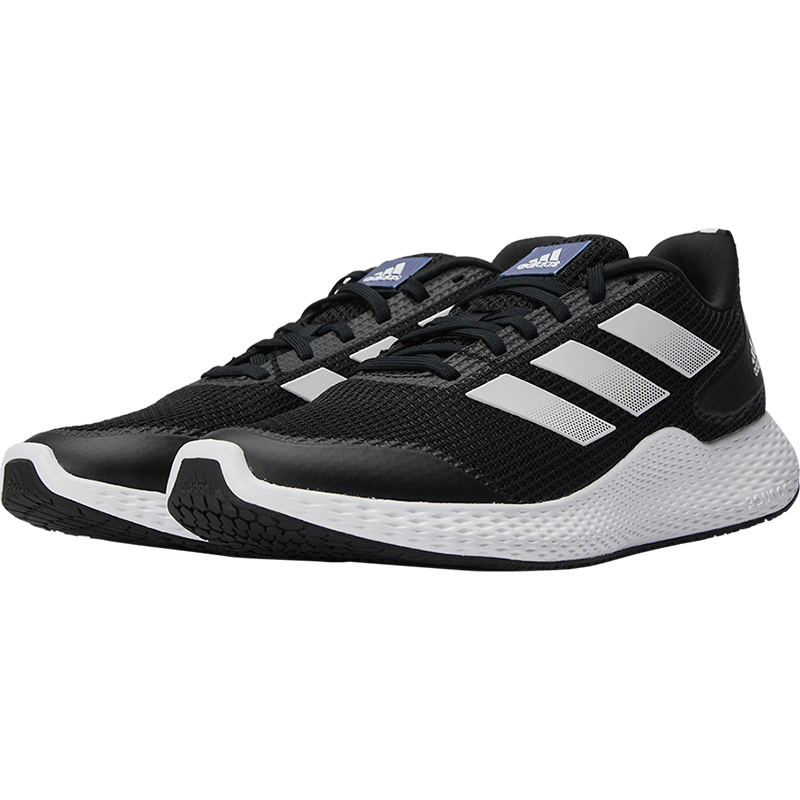 23��20�㣺adidas���������˶����ⶼ�����ʻ����ճ��ܲ�Ь 