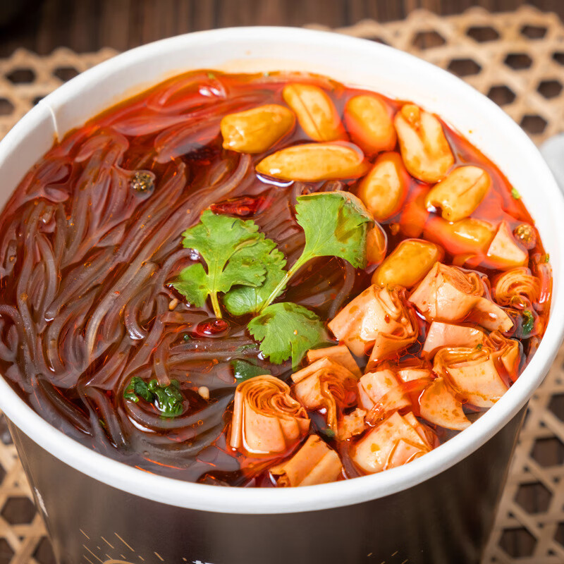 趣小馋酸辣粉桶装网红速食红薯重庆酸辣粉四川麻辣粉夜宵 黑金酸辣粉*