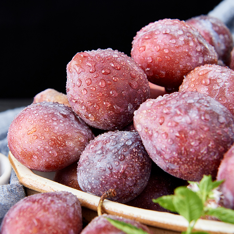 西梅水果新鲜当季特大级正宗甜李整箱现货李子孕妇水果生鲜团建活动