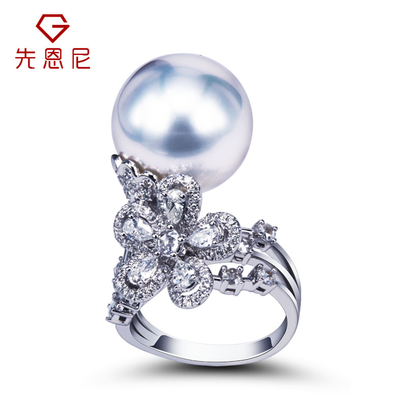 先恩尼(shining&time) 18k金镶钻石戒指 强光珍珠戒指 女款豪华戒指