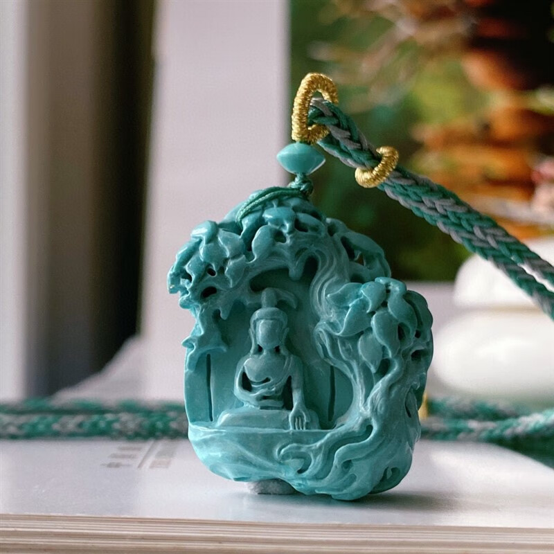 沃韵天然湖北原矿绿松石无相佛吊坠毛衣项链高瓷雾霾蓝雕刻10.8克