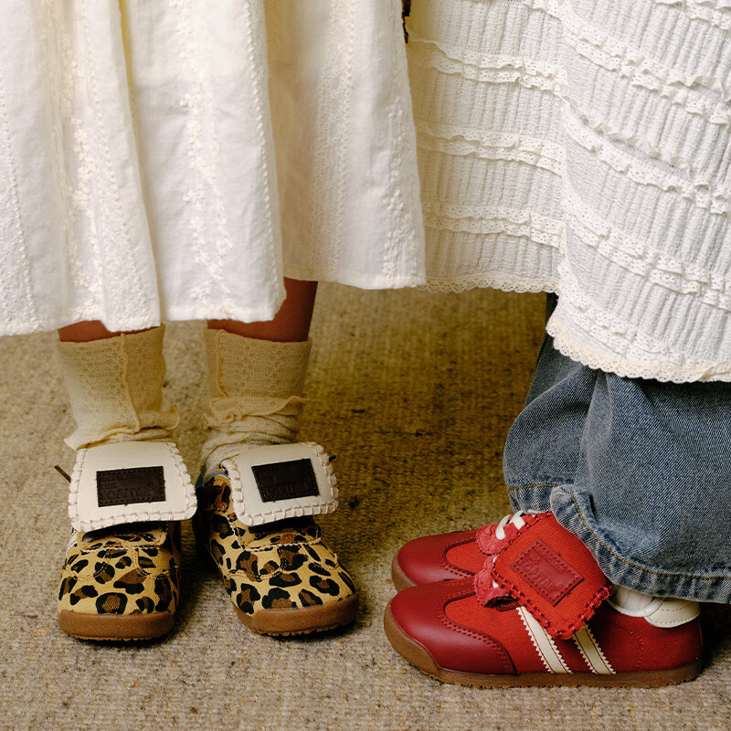 TOPSTAR儿童运动鞋男童轻便透气耐磨阿甘鞋女童休闲鞋一脚蹬室外德训鞋 红色 27 内长16.5cm