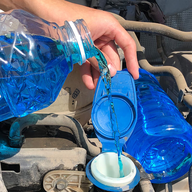 朗力4大桶汽车玻璃水冬季清洁剂纠结怎么样？达人专业评测？