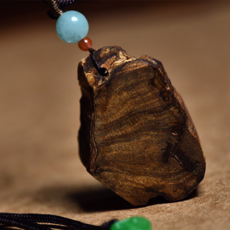 林欐欐天然柬埔寨九分沉老料沉香花香蜜甜百搭男女配饰车挂包挂送礼