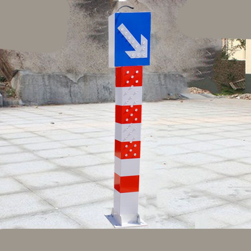 定制d太阳能交通警示柱 匝道灯警示牌 路口分道警示桩