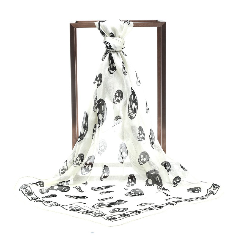 亚历山大麦昆(alexander mcqueen)女士骷髅头桑蚕丝丝巾5577174q060