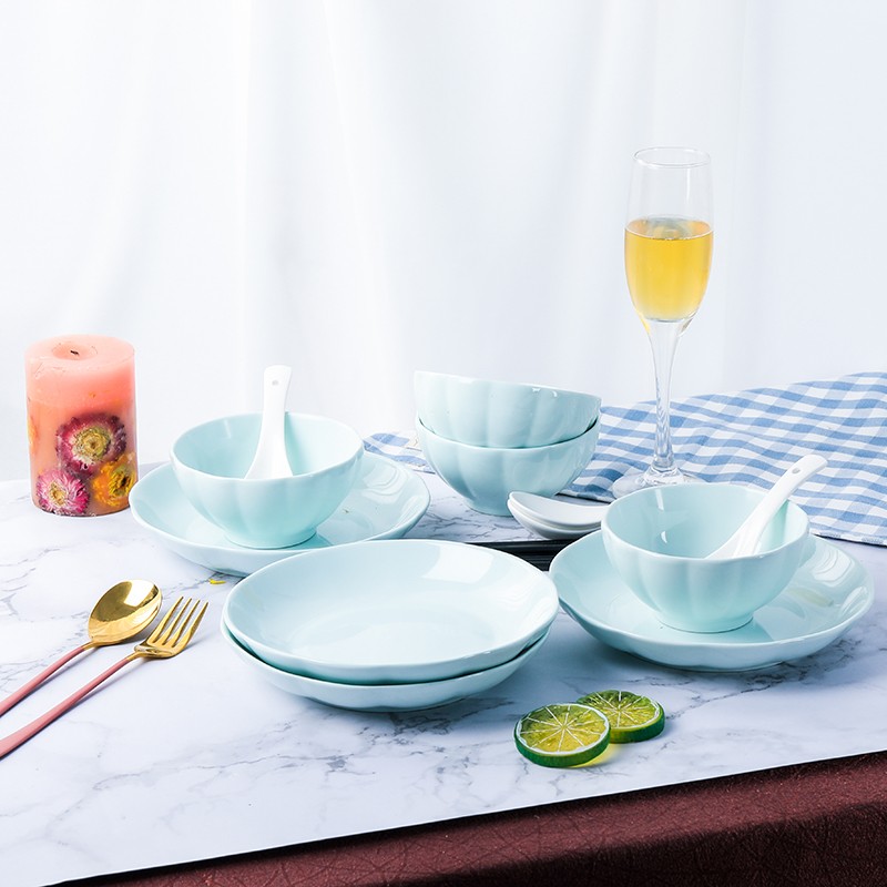 家用日式风格餐具碗碟套装家用一家三口简约创意个性饭碗陶瓷碗筷盘子 青瓷南瓜16件套