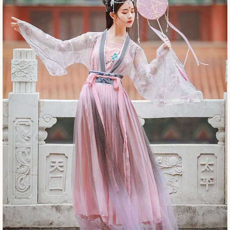 卡维妲大码性感情趣汉服大码汉服女胖mm200斤超仙显瘦大码原创古装胖