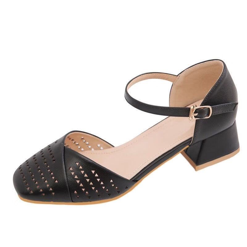 守图不露脚趾包头凉鞋女低跟矮跟夏季外穿镂空方头透气软皮中粗跟一字