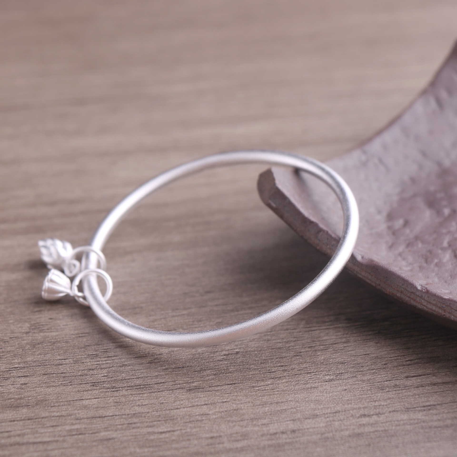 足银999闭口实心磨砂银镯子 两世欢银手镯古法传承银工艺女士年轻款