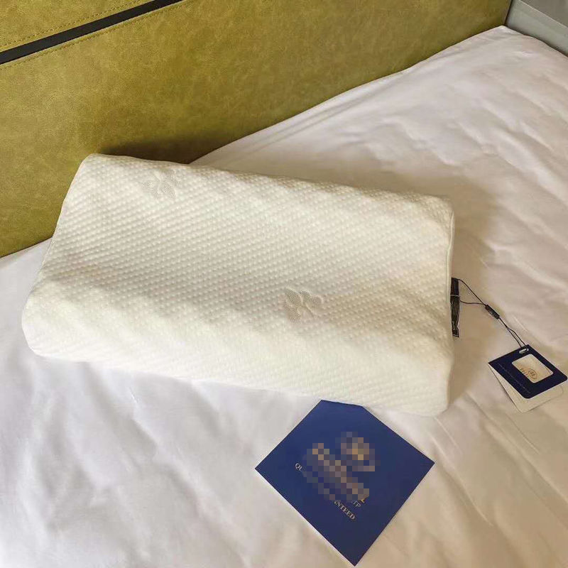 希尔顿酒店乳胶枕头枕芯泰国枕单人双人枕头真空包装 希尔顿35*55成人款一只带枕套