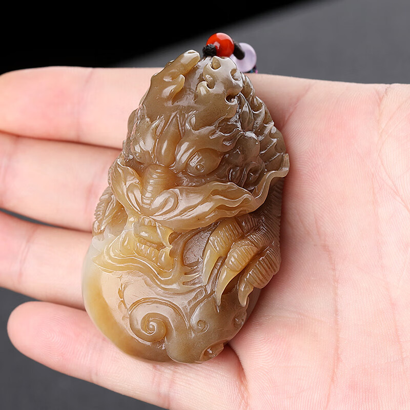 玉籽谣孤品大师工艺和田玉龙手把件男糖玉生肖龙把玩件女玉石龙手玩把