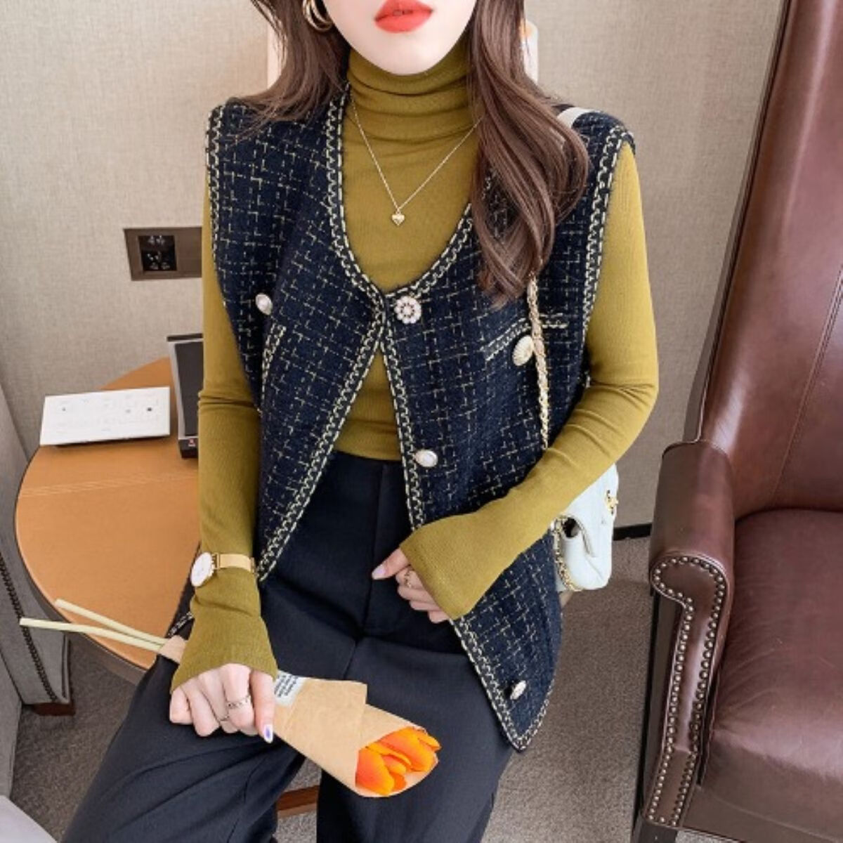 绮岑女式马甲外穿洋气年轻2023春秋新款小香风马甲女外搭时尚粗花呢短