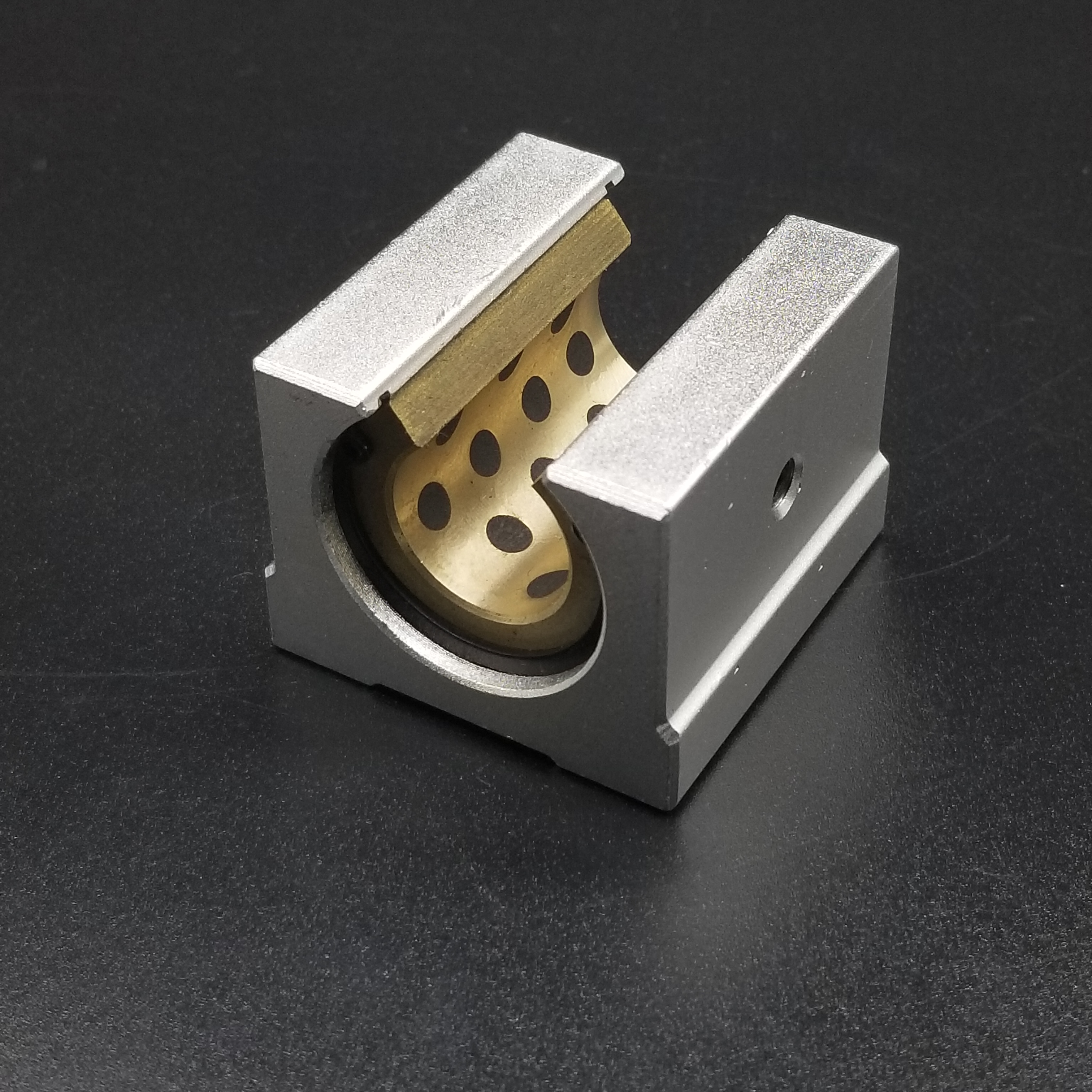 云启格开口石墨滑块sbr无油滑块直线轴承sbr12/sbr16/sbr20/sbr25导轨