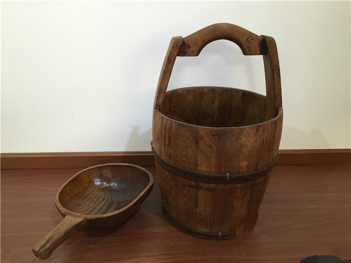 怀旧复古仿古手提实木小水桶老式传统老物件摆件古典影视道具 木桶