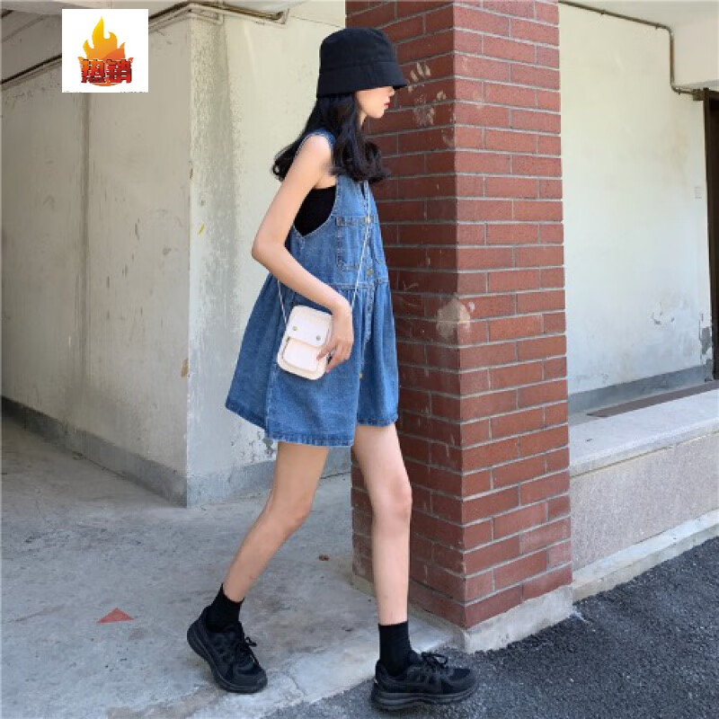 今年牛仔背心连衣裙女2021新款夏季韩版学生宽松显瘦小个子外穿短裙子
