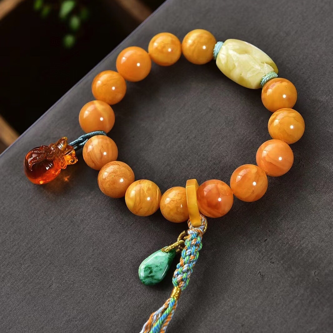 蜜蜡手串天然