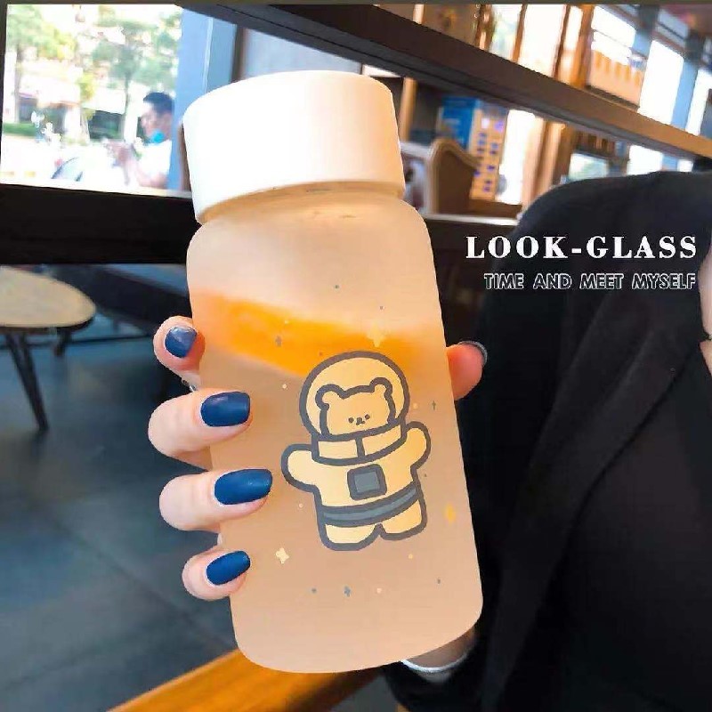 磨砂塑料水杯ins学生韩版可爱高颜值男女便携手提家用杯子大容量 磨砂-小熊宇航员 杯子+杯刷