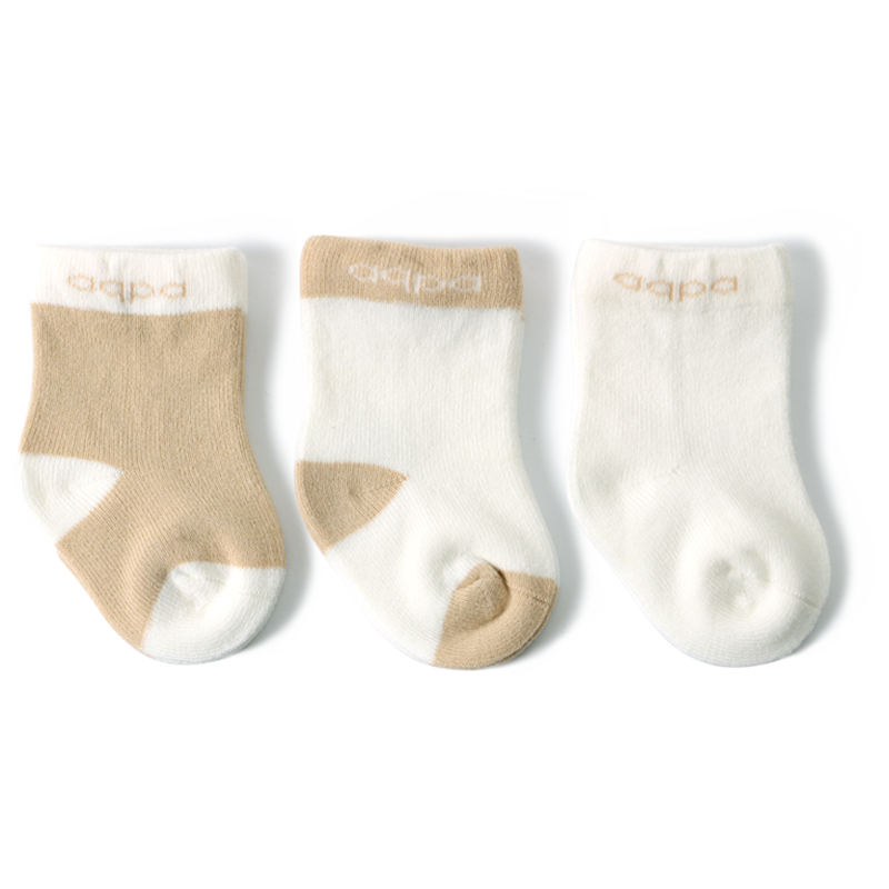 aqpa品牌儿童袜：舒适、柔软、透气，价格稳定