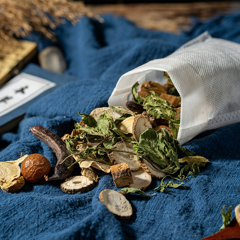 中药洗头药包何首乌滋养防头疗药包护养发顺发乌黑洗发熏蒸脱粉汤