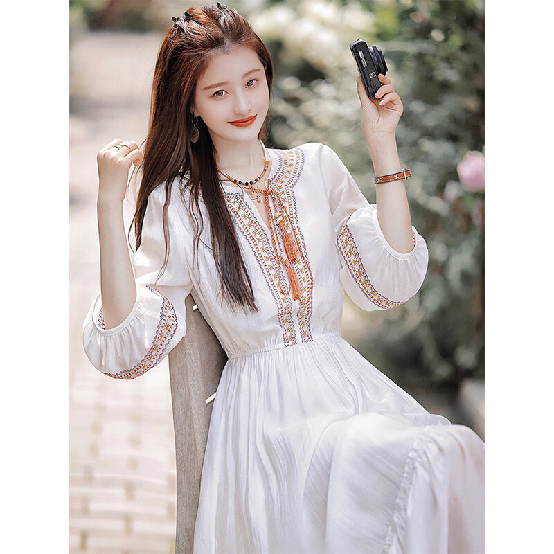 牛波西米亚民族风连衣裙女超仙气飘飘收腰长裙旅游拍照通勤飘逸裙子